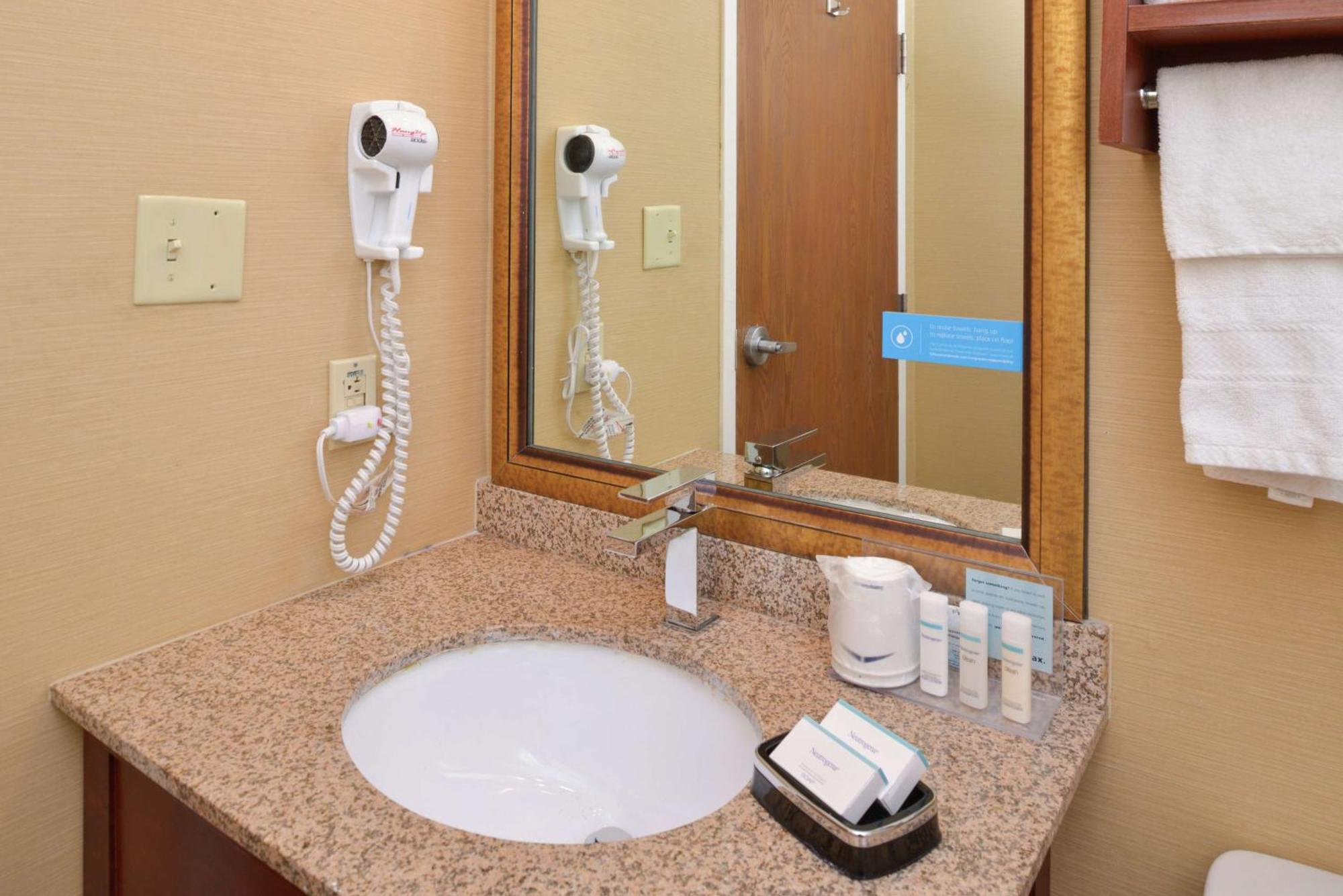 Hampton Inn Columbus-East Pickerington Exterior photo