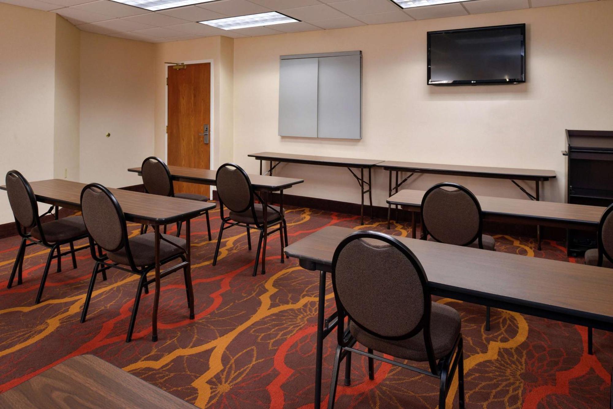 Hampton Inn Columbus-East Pickerington Exterior photo