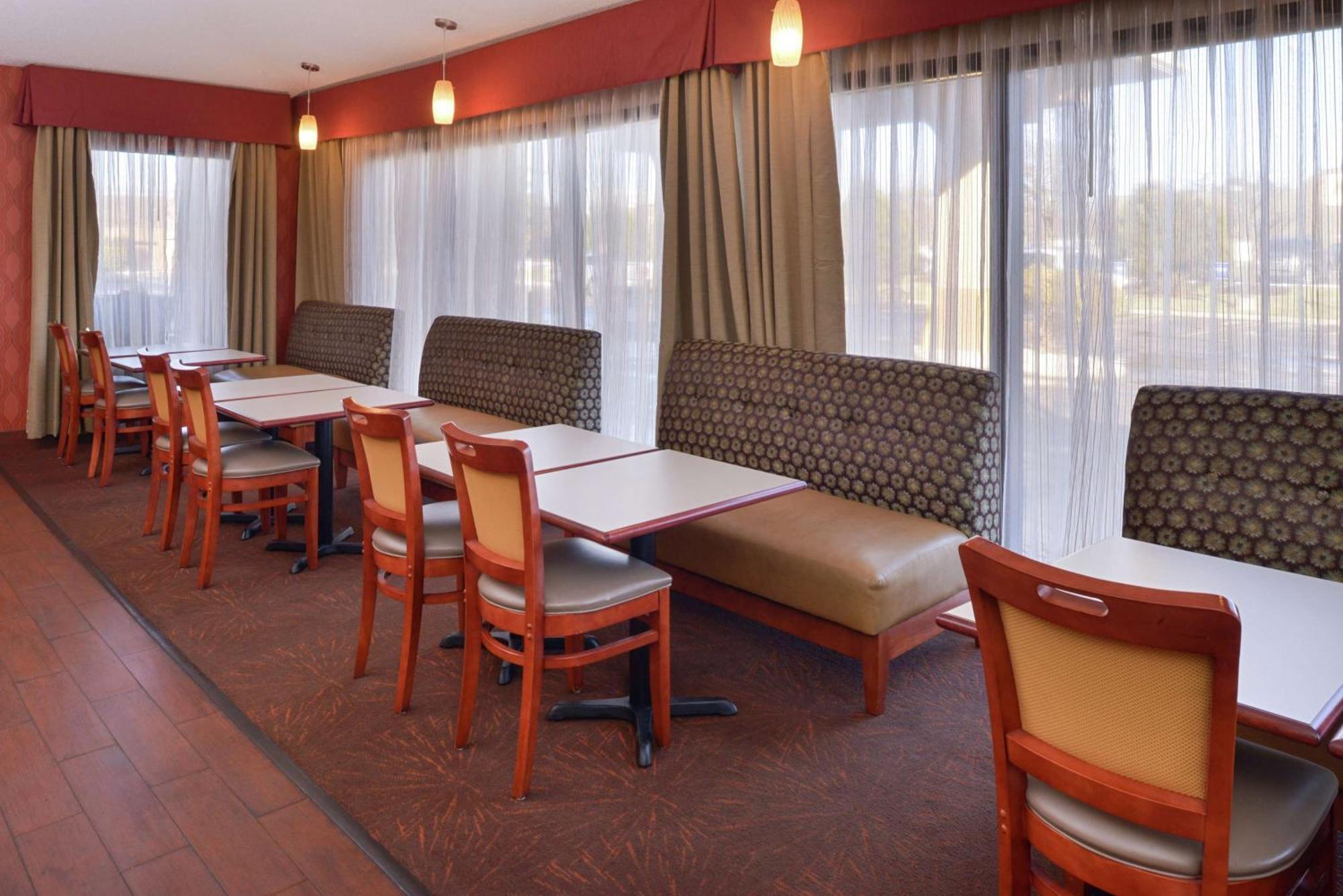 Hampton Inn Columbus-East Pickerington Exterior photo